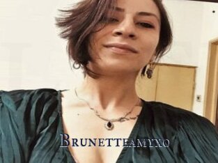 Brunetteamyxo