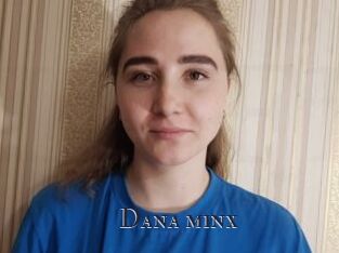 Dana_minx