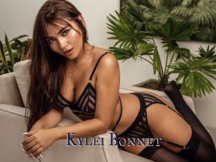 Kylei_Bonnet