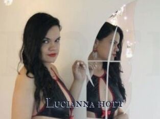 Lucianna_hott