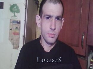 Lukasz8