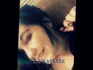 Lunaskyee