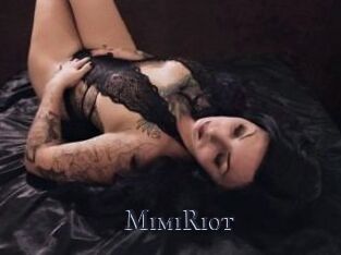 Mimi_Riot