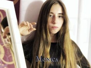 Monica_