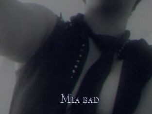 Mia_bad