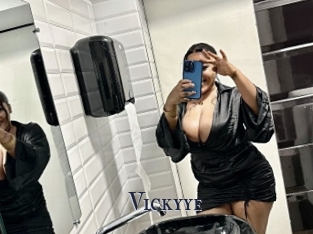 Vickyye
